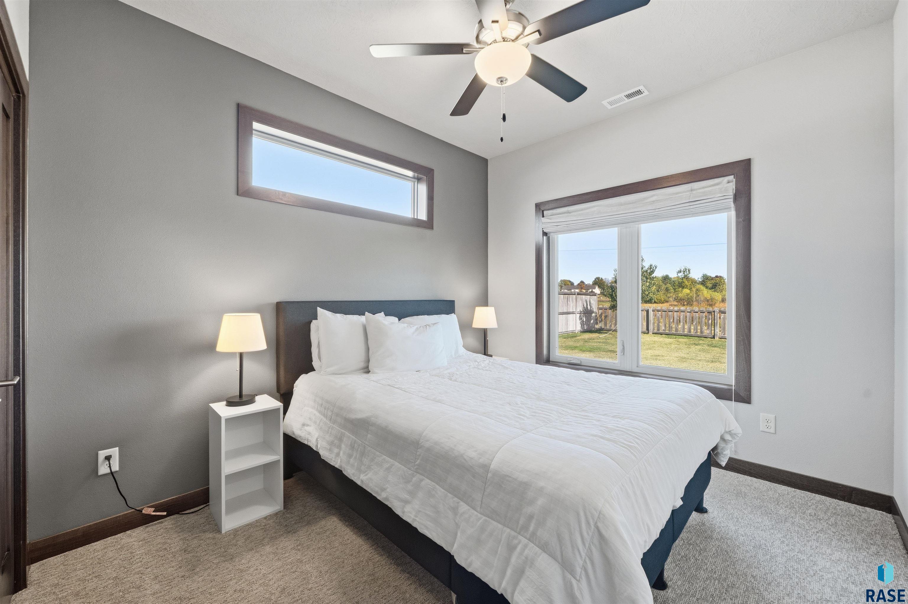 Brandon, South Dakota 57005, United States, 3 Bedrooms Bedrooms, ,2 BathroomsBathrooms,Residential,Active,232546