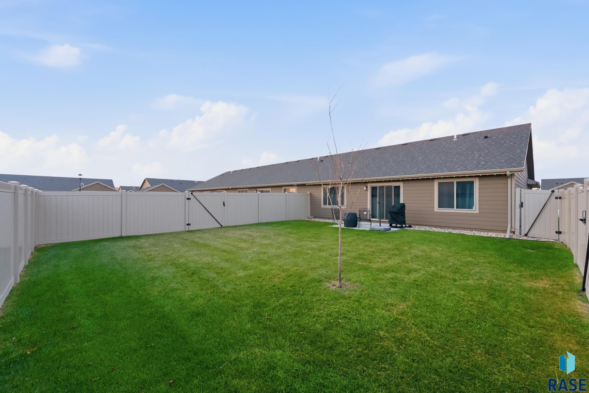 Harrisburg, South Dakota 57032, United States, 2 Bedrooms Bedrooms, ,2 BathroomsBathrooms,Residential,Active,243134