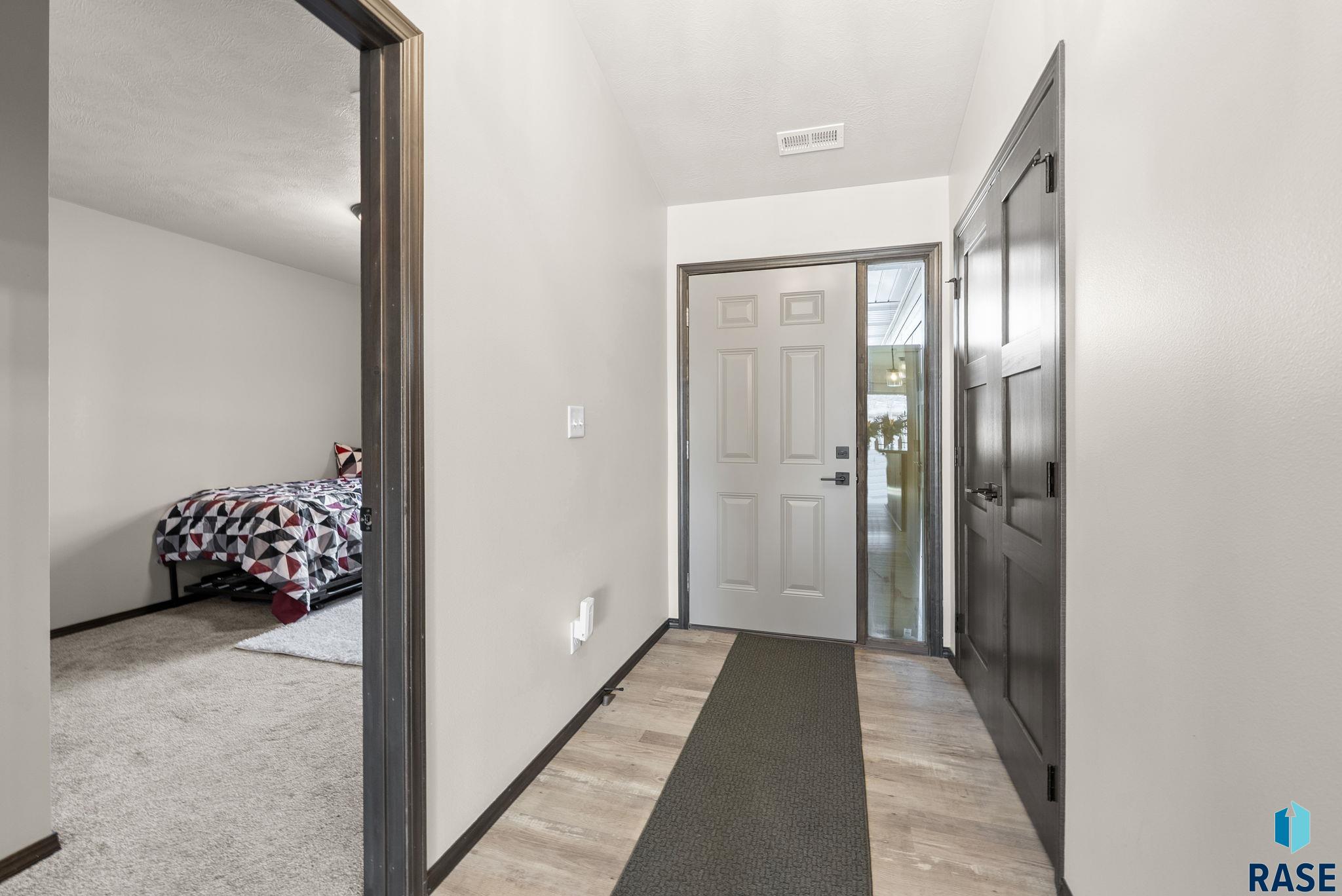 Harrisburg, South Dakota 57032, United States, 2 Bedrooms Bedrooms, ,2 BathroomsBathrooms,Residential,Active,243134