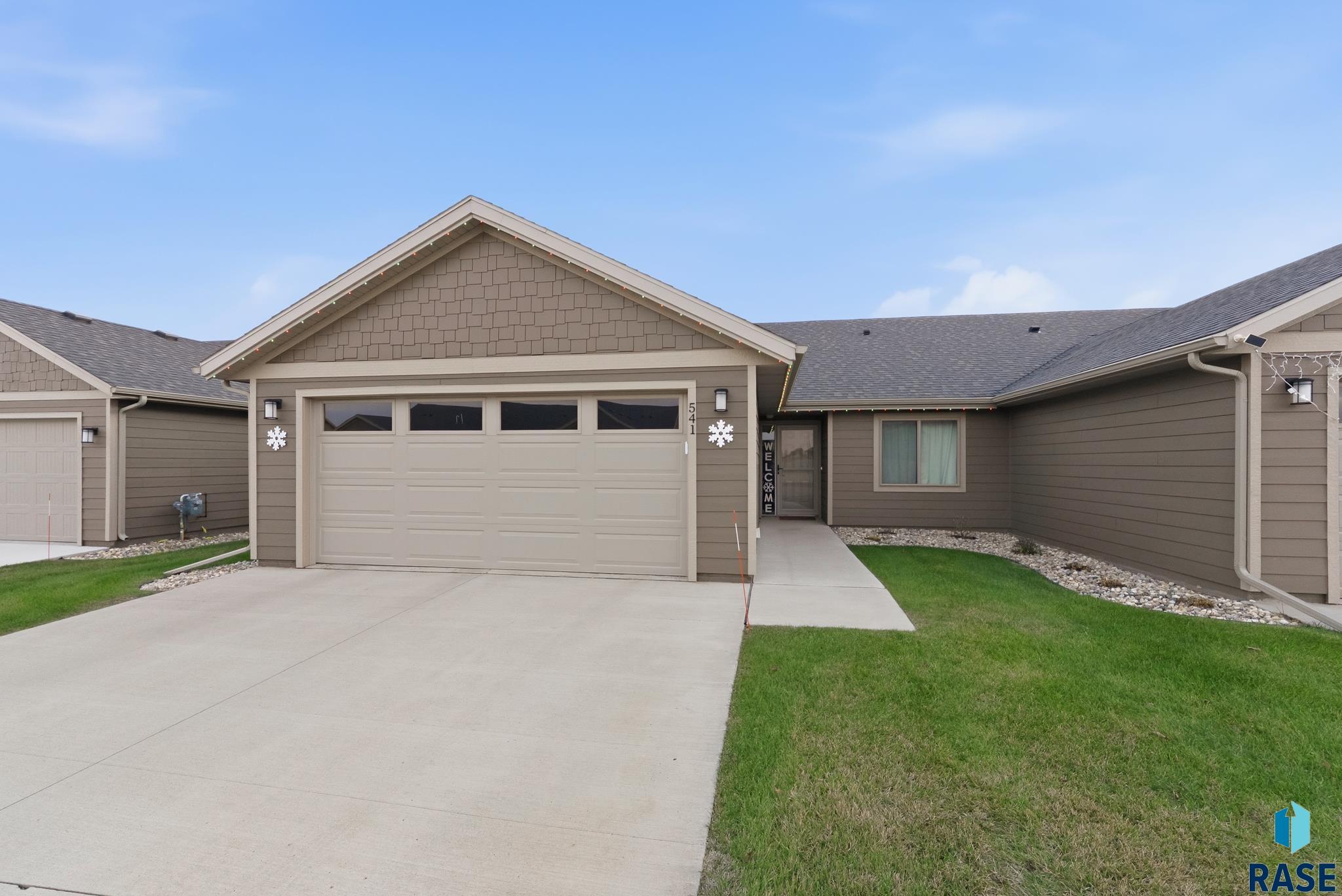 Harrisburg, South Dakota 57032, United States, 2 Bedrooms Bedrooms, ,2 BathroomsBathrooms,Residential,Active,243134