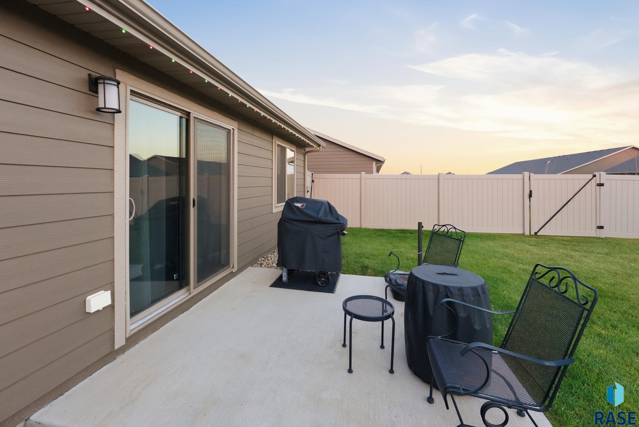 Harrisburg, South Dakota 57032, United States, 2 Bedrooms Bedrooms, ,2 BathroomsBathrooms,Residential,Active,243134