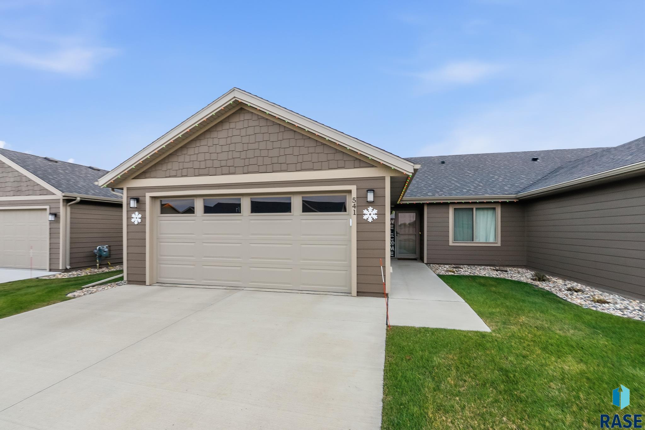 Harrisburg, South Dakota 57032, United States, 2 Bedrooms Bedrooms, ,2 BathroomsBathrooms,Residential,Active,243134