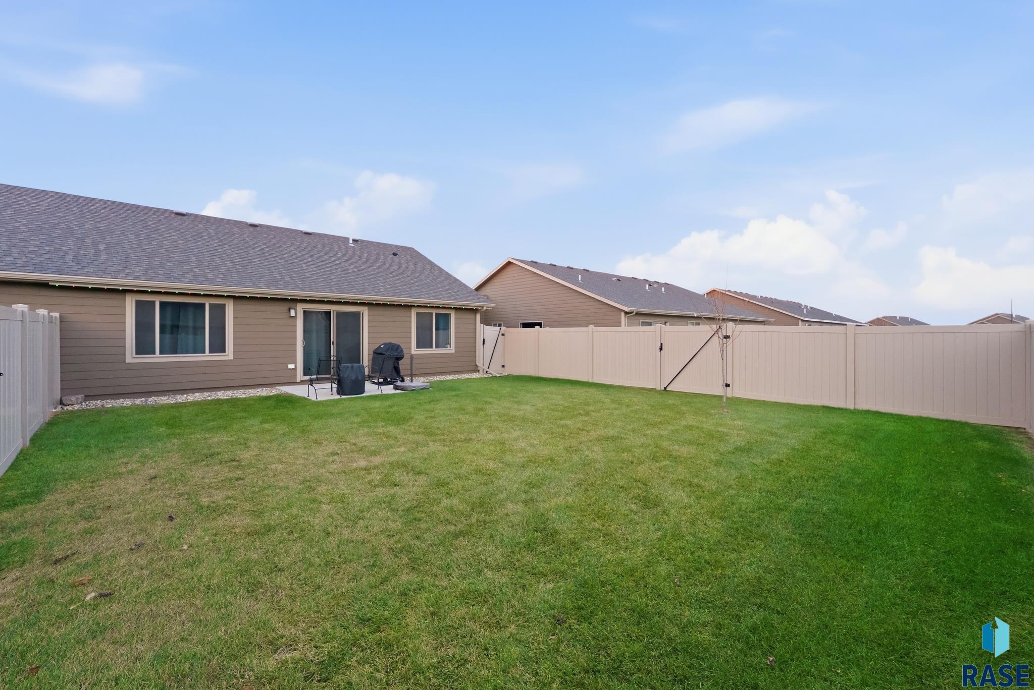 Harrisburg, South Dakota 57032, United States, 2 Bedrooms Bedrooms, ,2 BathroomsBathrooms,Residential,Active,243134