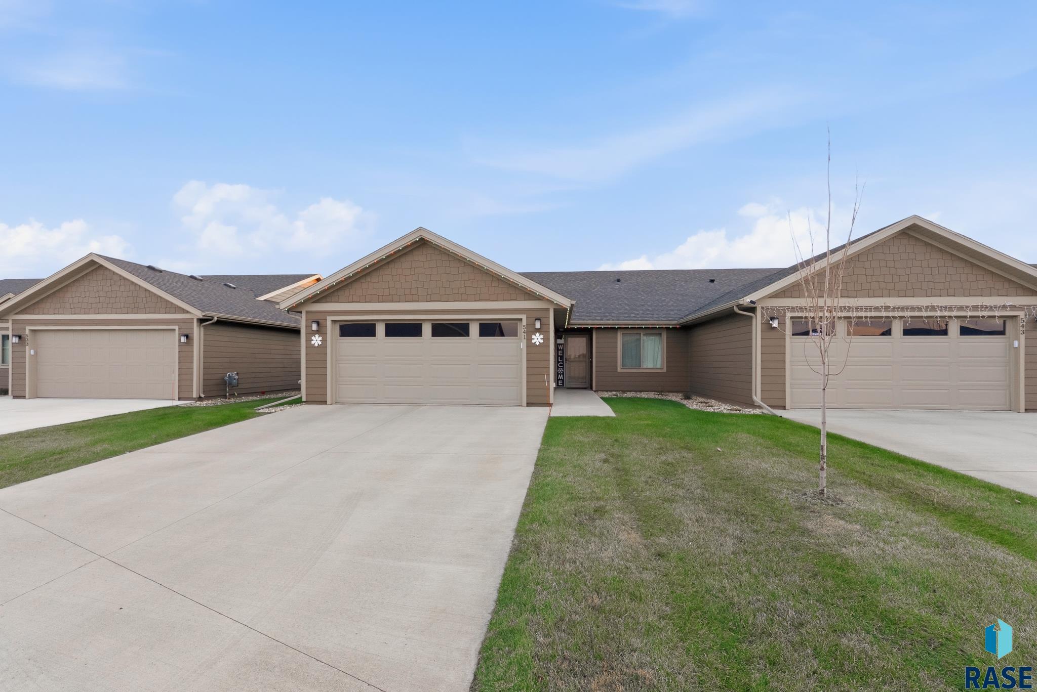 Harrisburg, South Dakota 57032, United States, 2 Bedrooms Bedrooms, ,2 BathroomsBathrooms,Residential,Active,243134