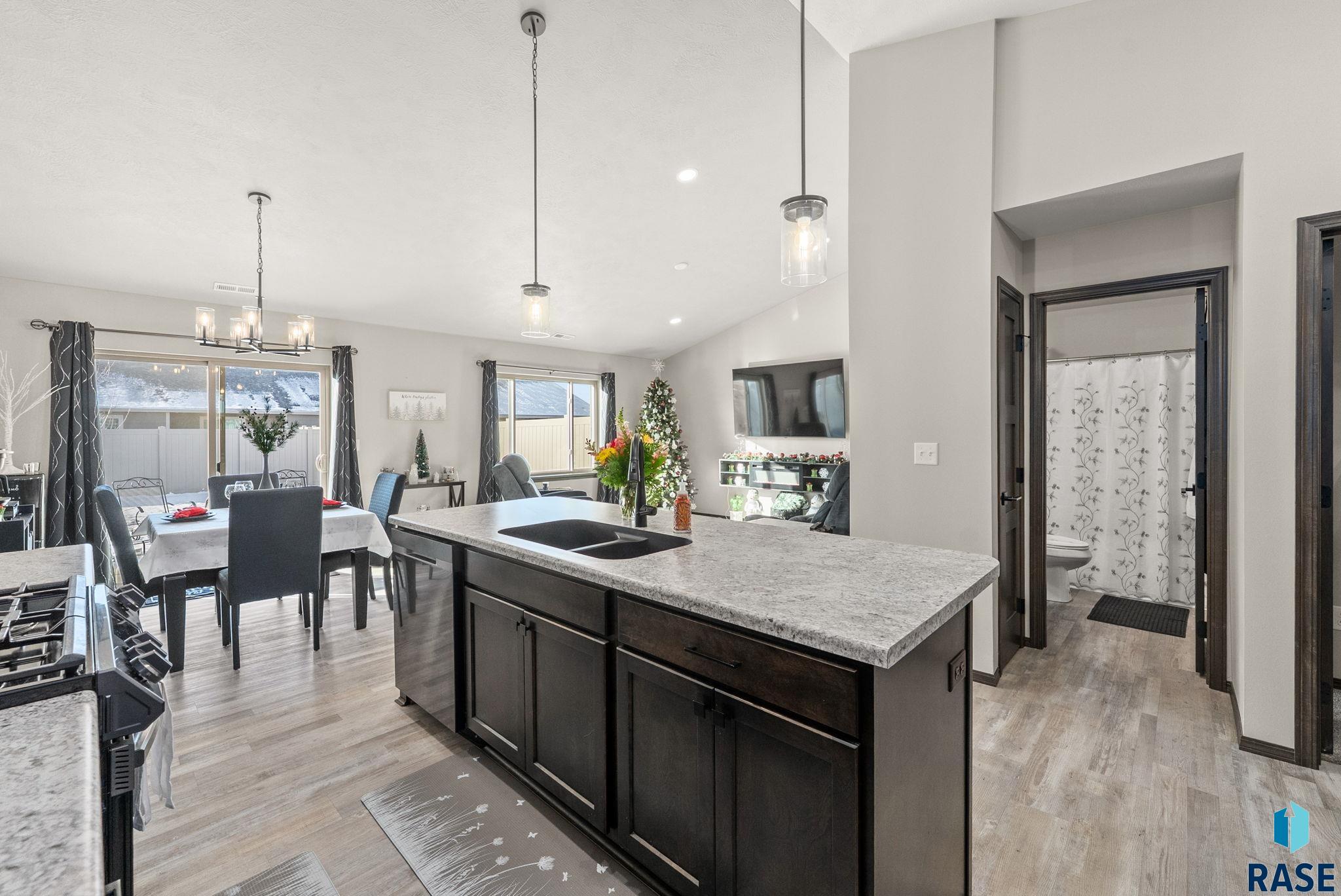 Harrisburg, South Dakota 57032, United States, 2 Bedrooms Bedrooms, ,2 BathroomsBathrooms,Residential,Active,243134