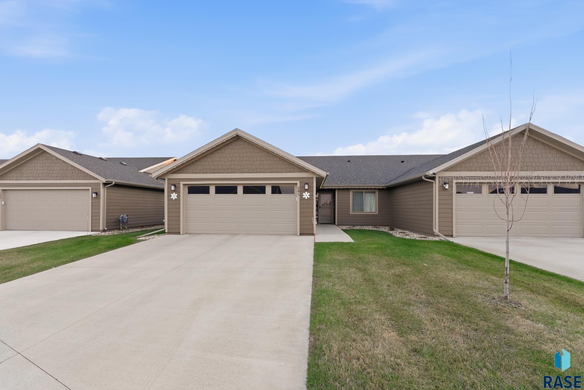 Harrisburg, South Dakota 57032, United States, 2 Bedrooms Bedrooms, ,2 BathroomsBathrooms,Residential,Active,243134