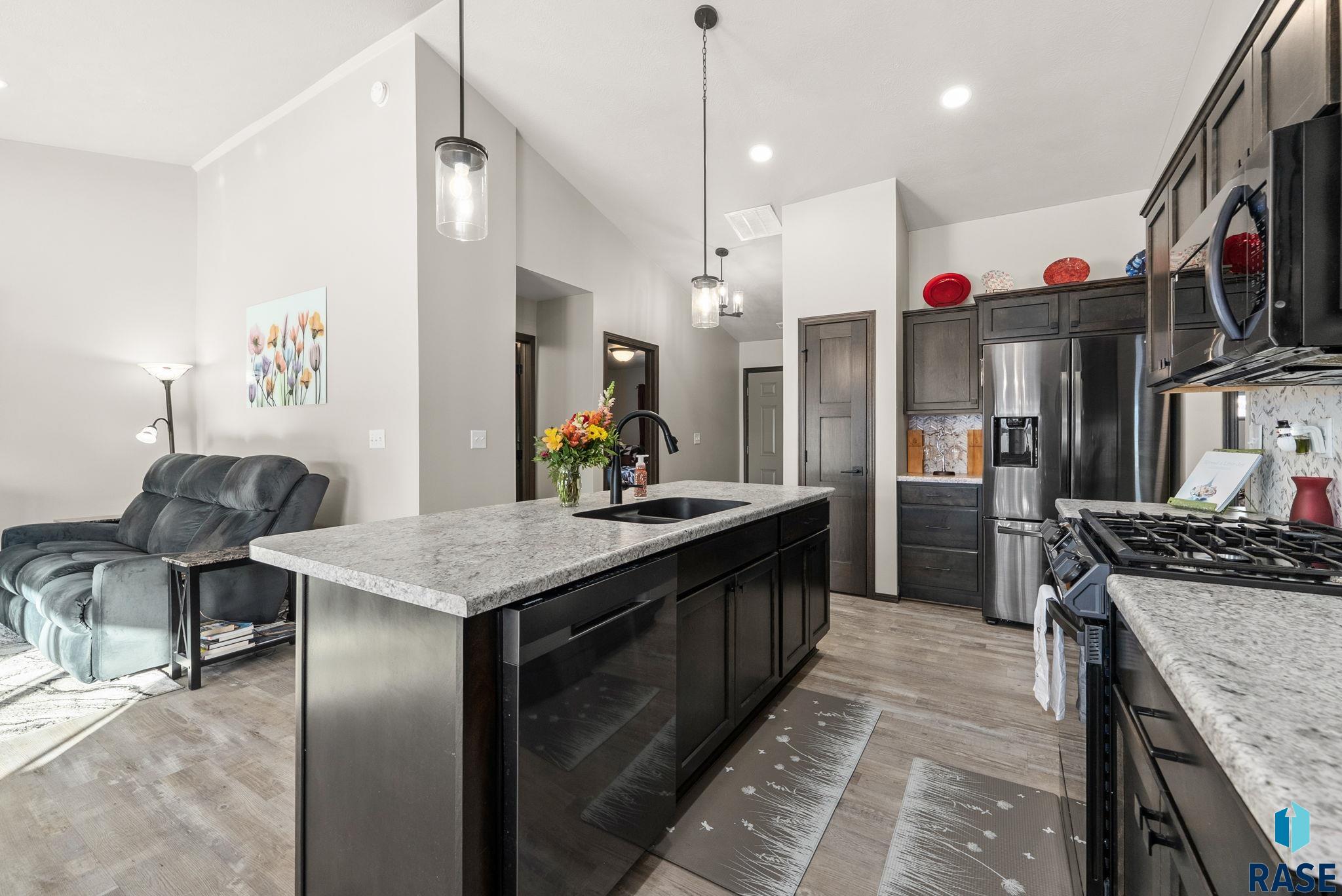 Harrisburg, South Dakota 57032, United States, 2 Bedrooms Bedrooms, ,2 BathroomsBathrooms,Residential,Active,243134