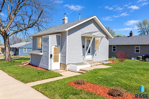 Photo of 2700 E 12 St 2 #2, Sioux Falls, SD 57103 (MLS # 22607770)