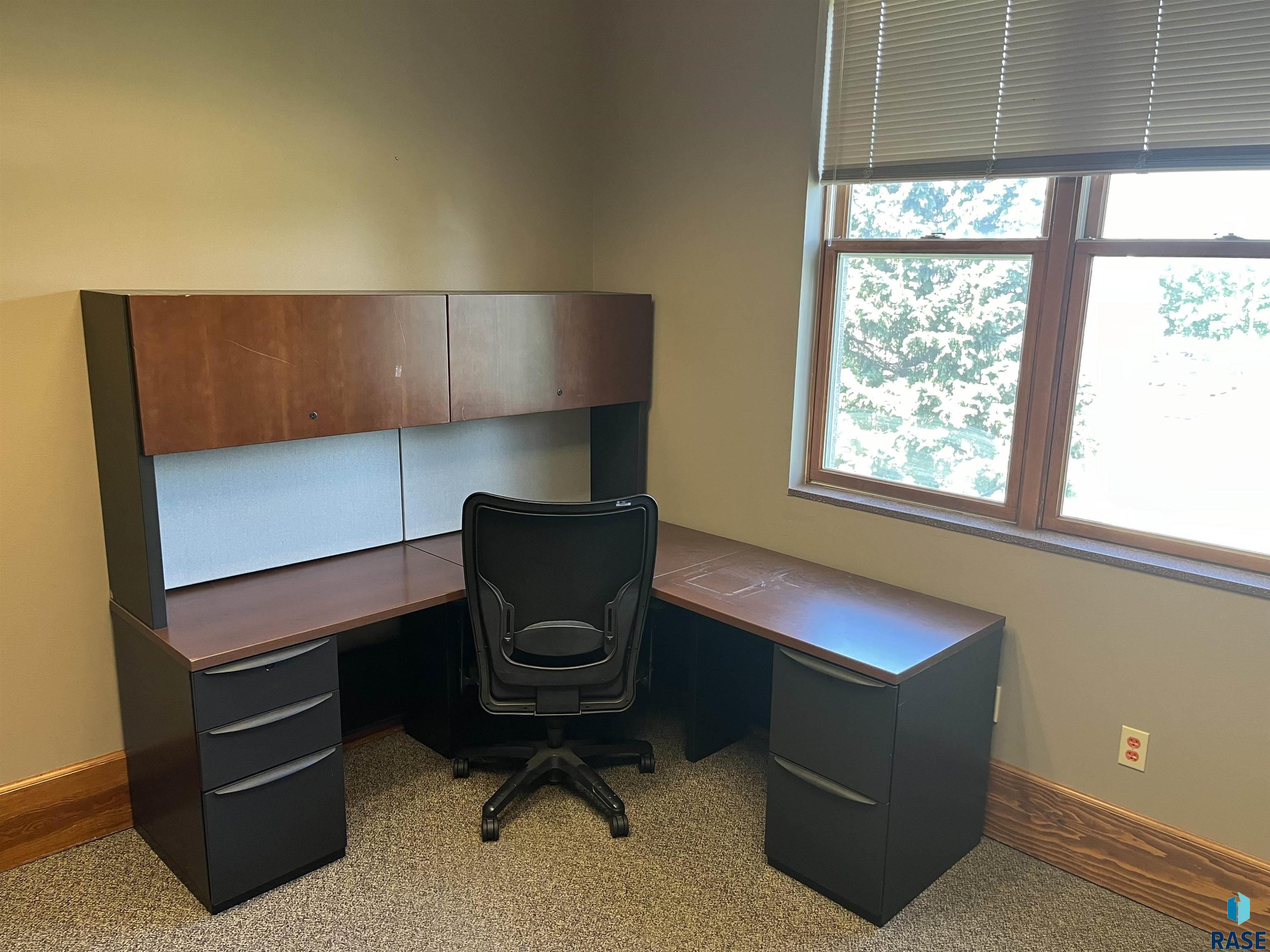 Sioux Falls, South Dakota 57103, United States, ,Commercial,Active,231113