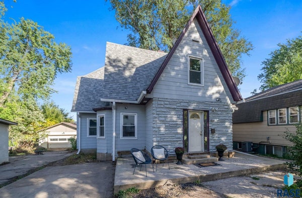 824 N WALTS AVE, SIOUX FALLS, SD 57104 - Image d09fc902268563db23b79e8dfd9b03d6/4061477860