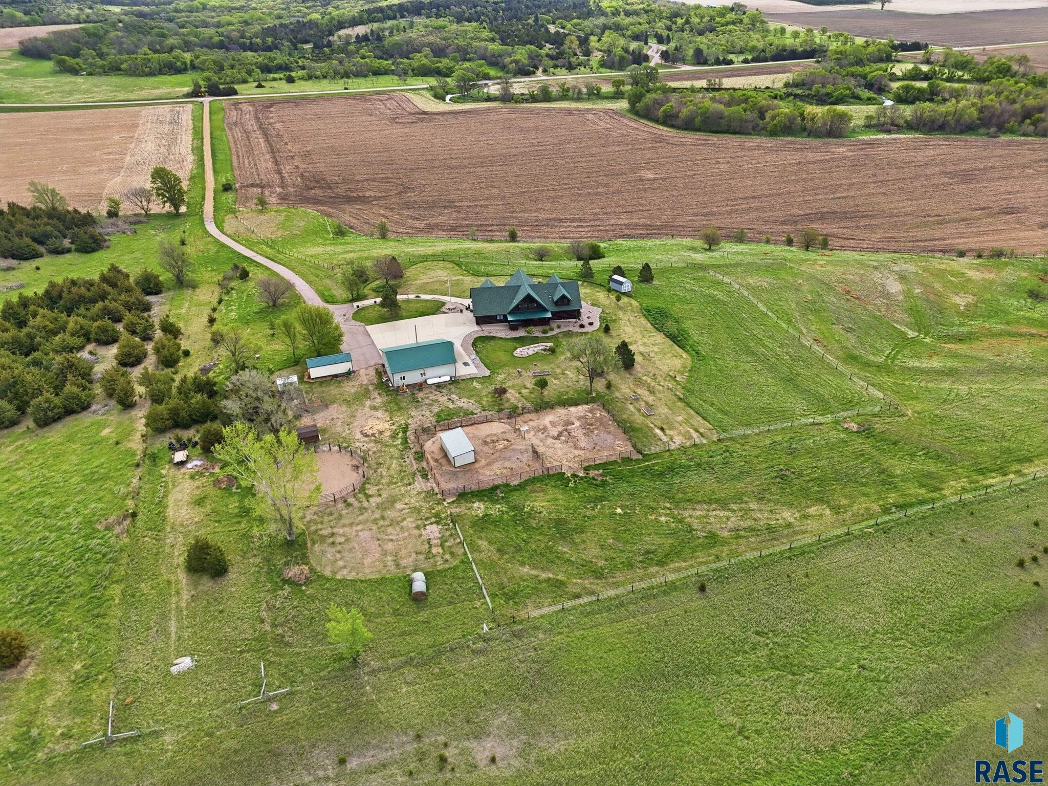 47065 308 St
