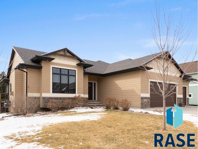 205 N Fairway Dr