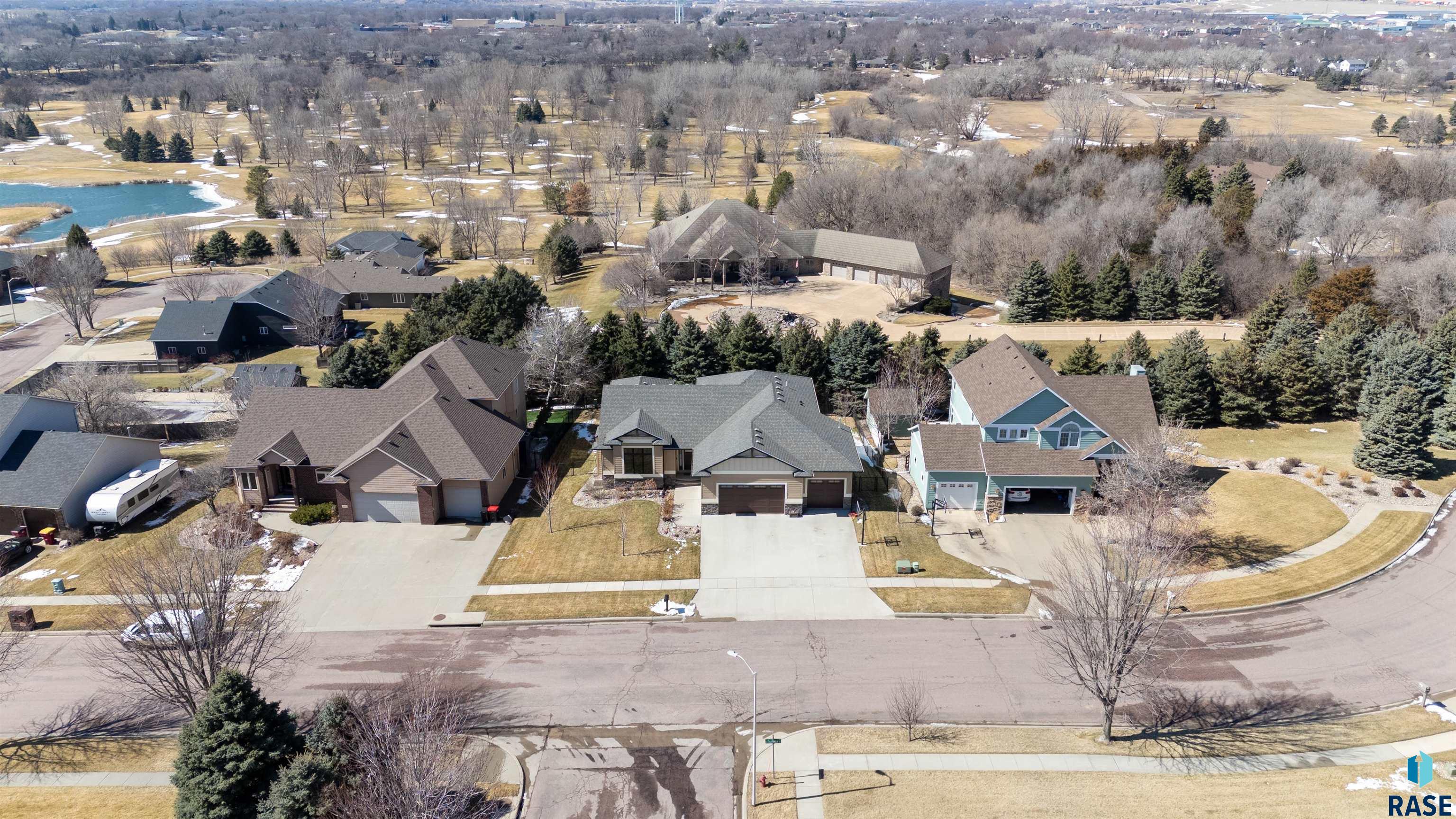 205 N Fairway Dr