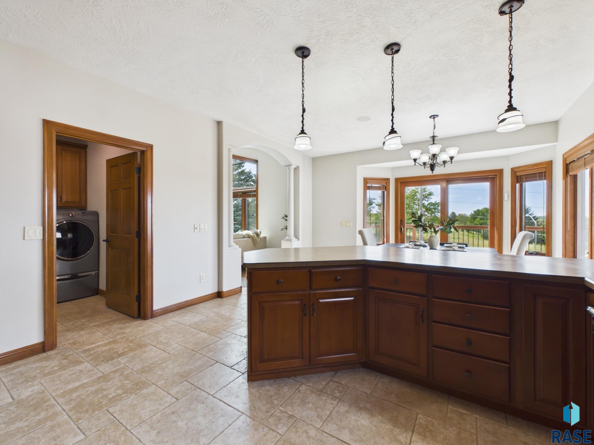 509 S Horizon Cir