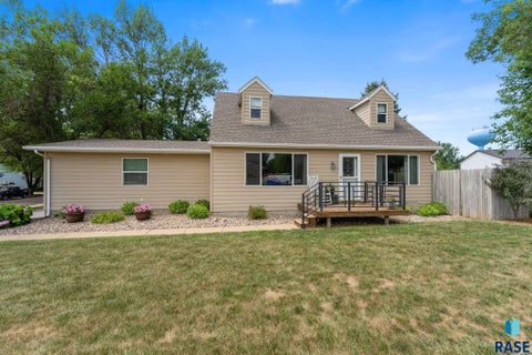 Photo of 4516 E Belmont St, Sioux Falls, SD 57103 (MLS # 22607701)