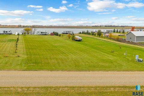 Photo of 19837 Hoffman Ave, Arlington, SD 57212 (MLS # 22602438)