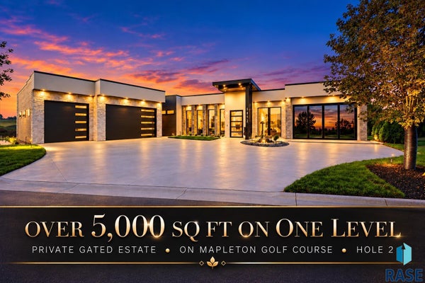5812 N MAPLETON PL, SIOUX FALLS, SD 57104 - Image d630cf8545b7c4331f3d561e2ba72f4a/2818769337