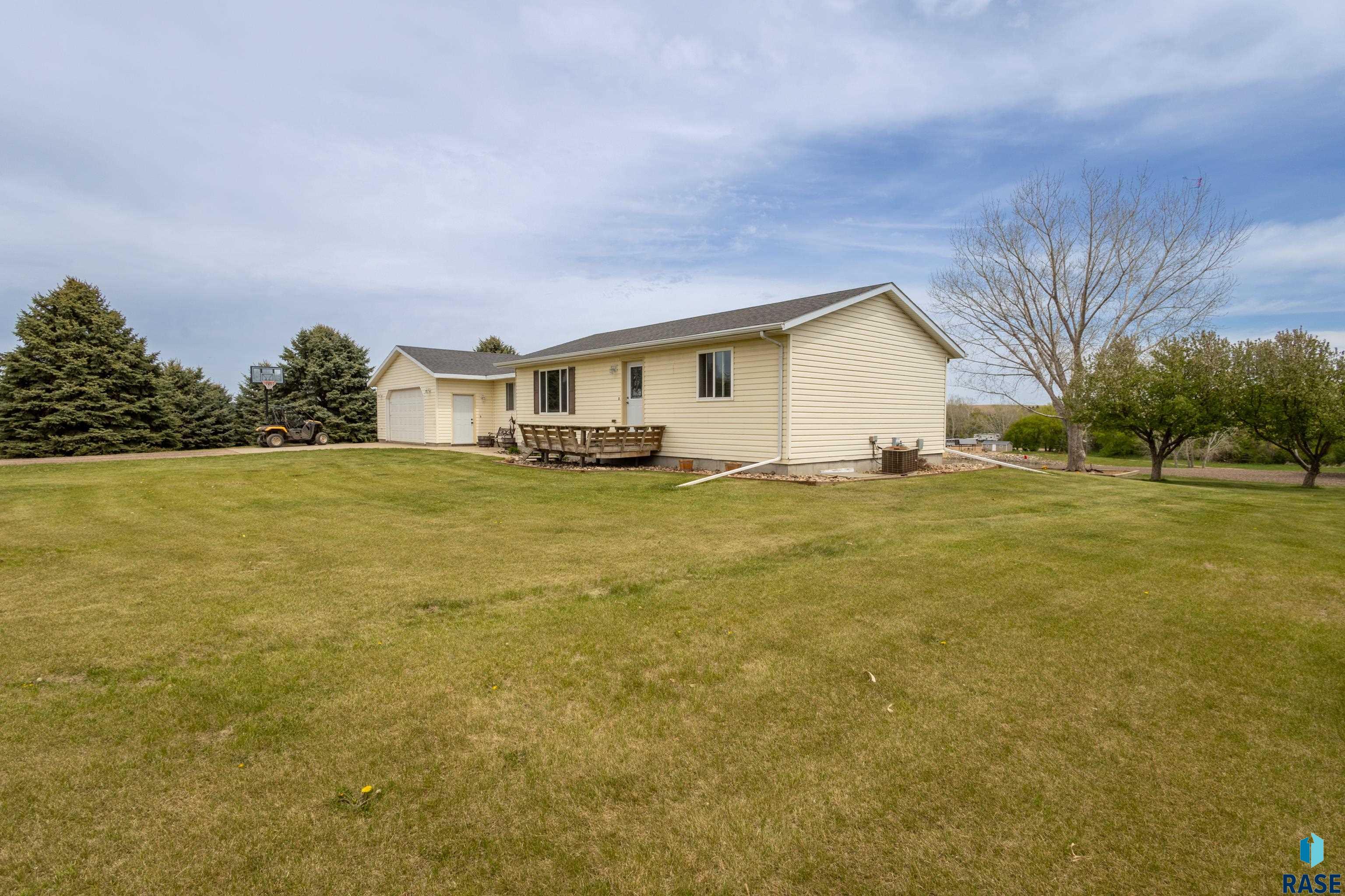 25882 Skunk Creek Ave