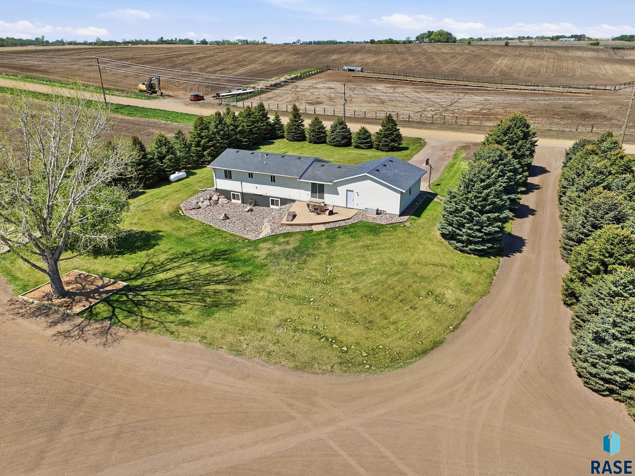 25882 Skunk Creek Ave