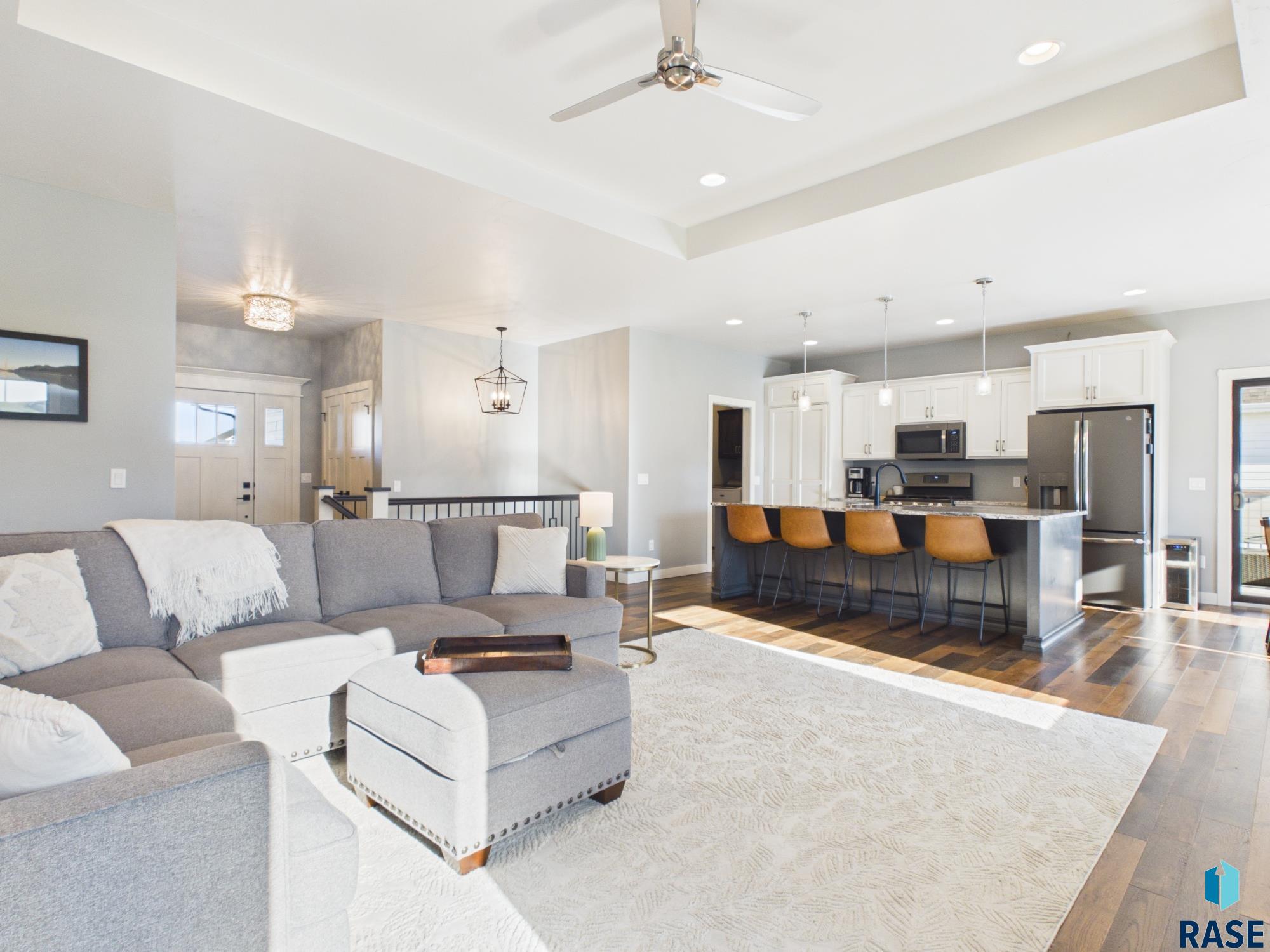 604 N Willow Creek Ave