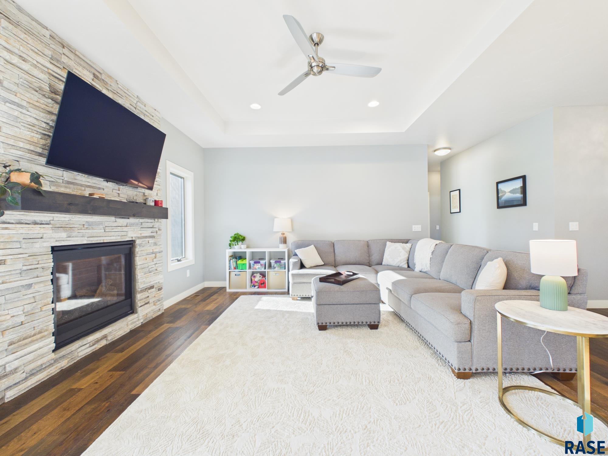 604 N Willow Creek Ave