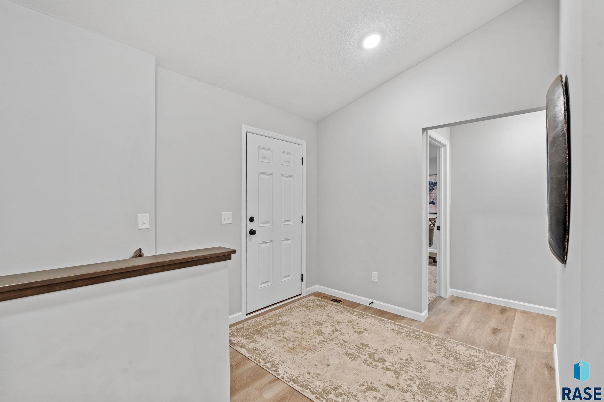 6300 W Goldberg Dr