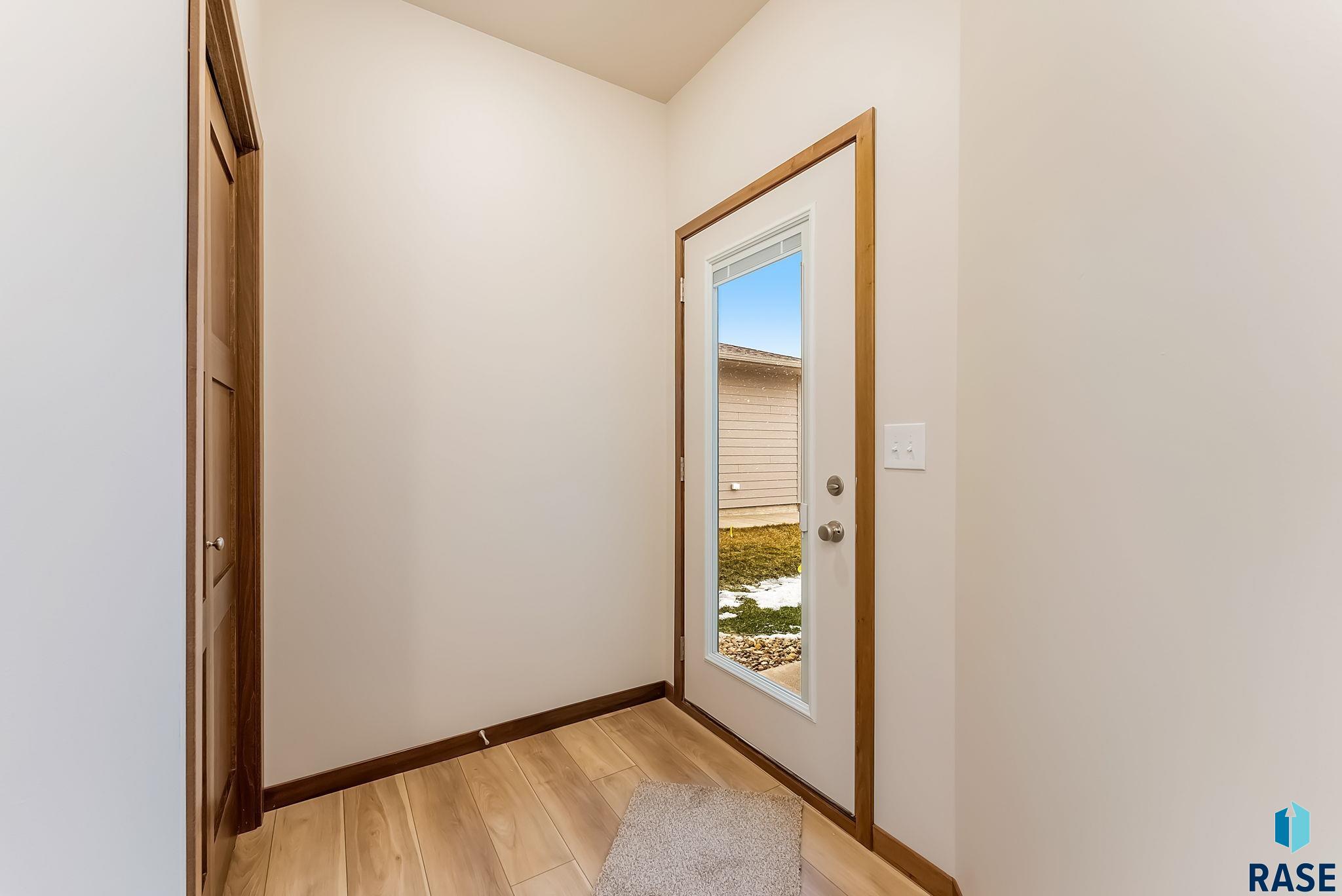 6148 S Bison Pl