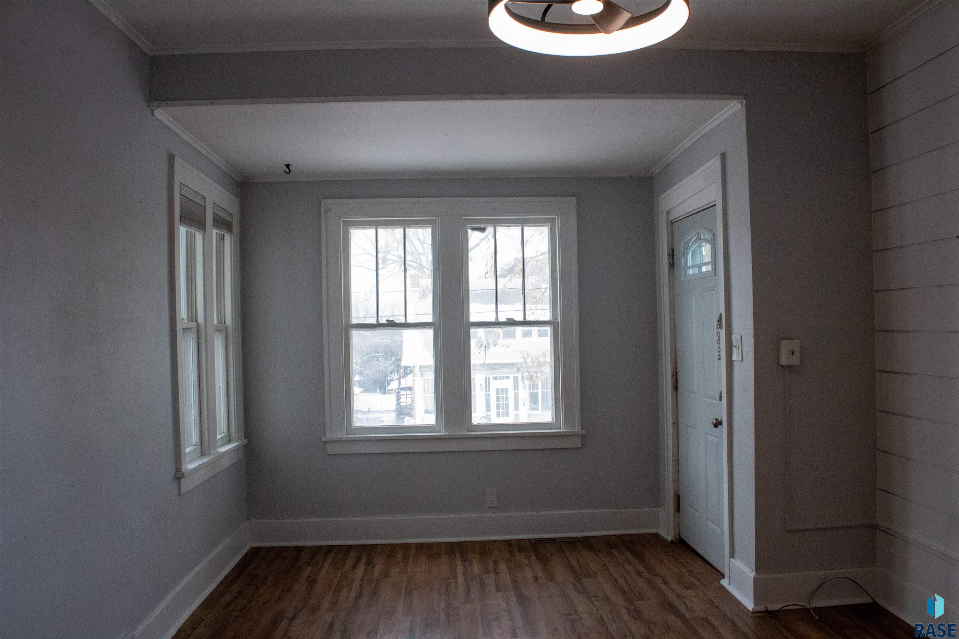 Sioux Falls, South Dakota 57104, United States, 2 Bedrooms Bedrooms, ,2 BathroomsBathrooms,Residential,Active,242258