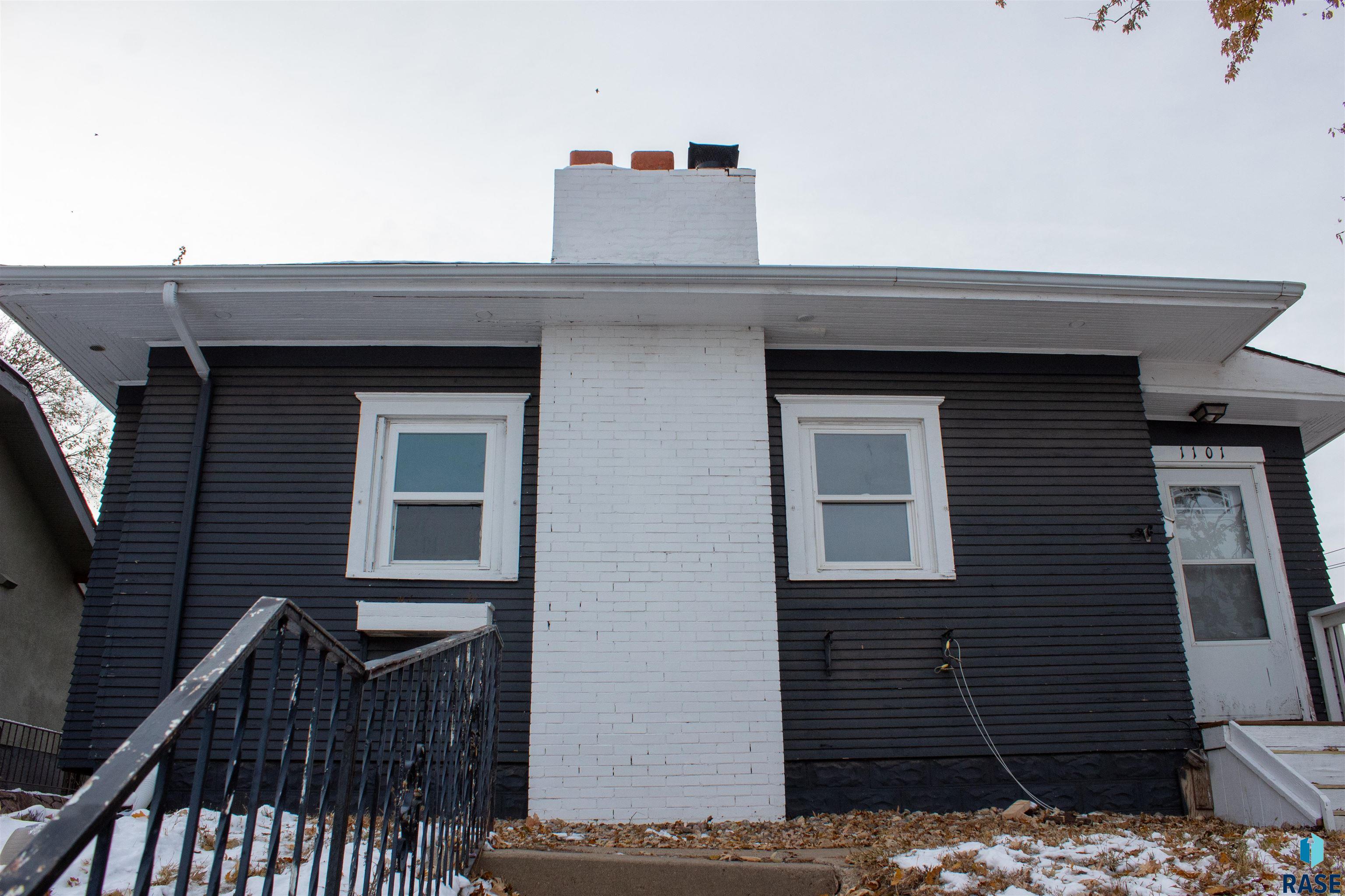 Sioux Falls, South Dakota 57104, United States, 2 Bedrooms Bedrooms, ,2 BathroomsBathrooms,Residential,Active,242258