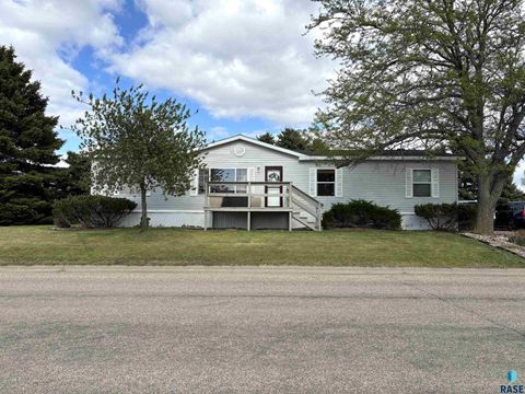 Condo For Sale - 120 W 4th Avenue<br/> Miller, SD 57362
