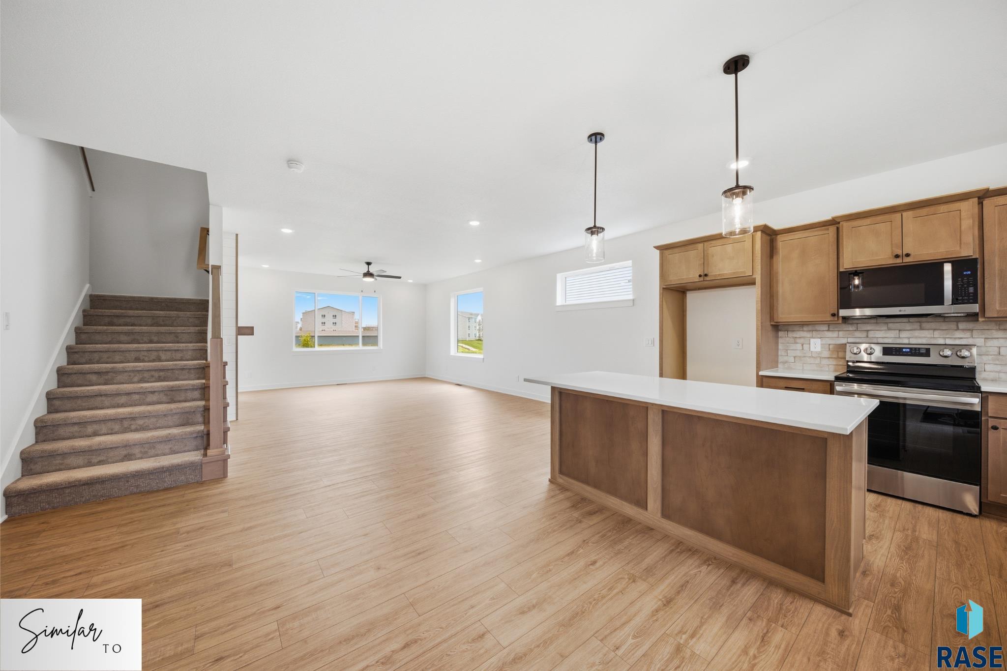 111 S Harvest Hill Ave