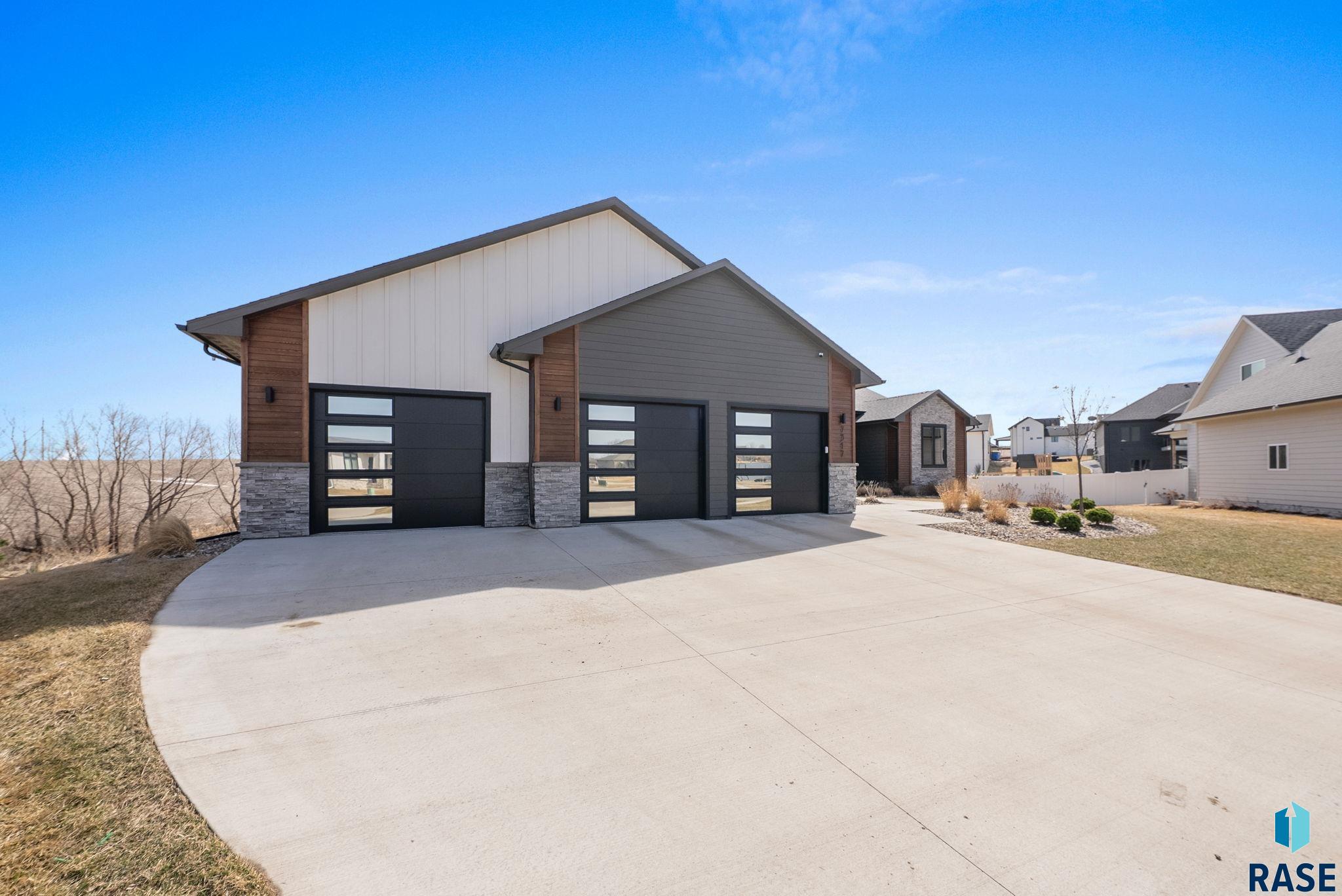 7317 E Gray Eagle Cir
