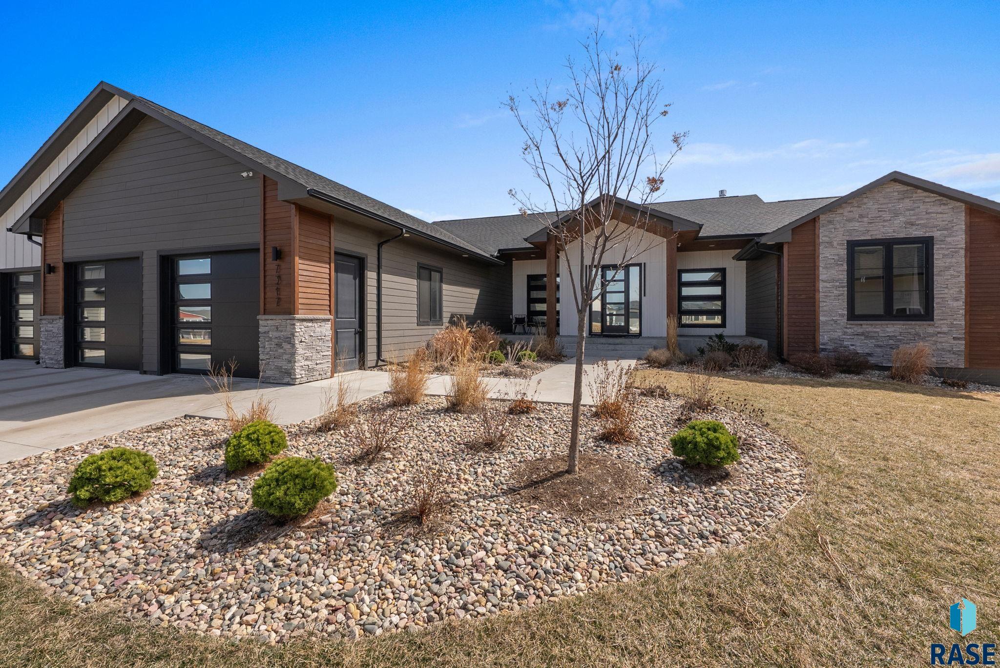 7317 E Gray Eagle Cir