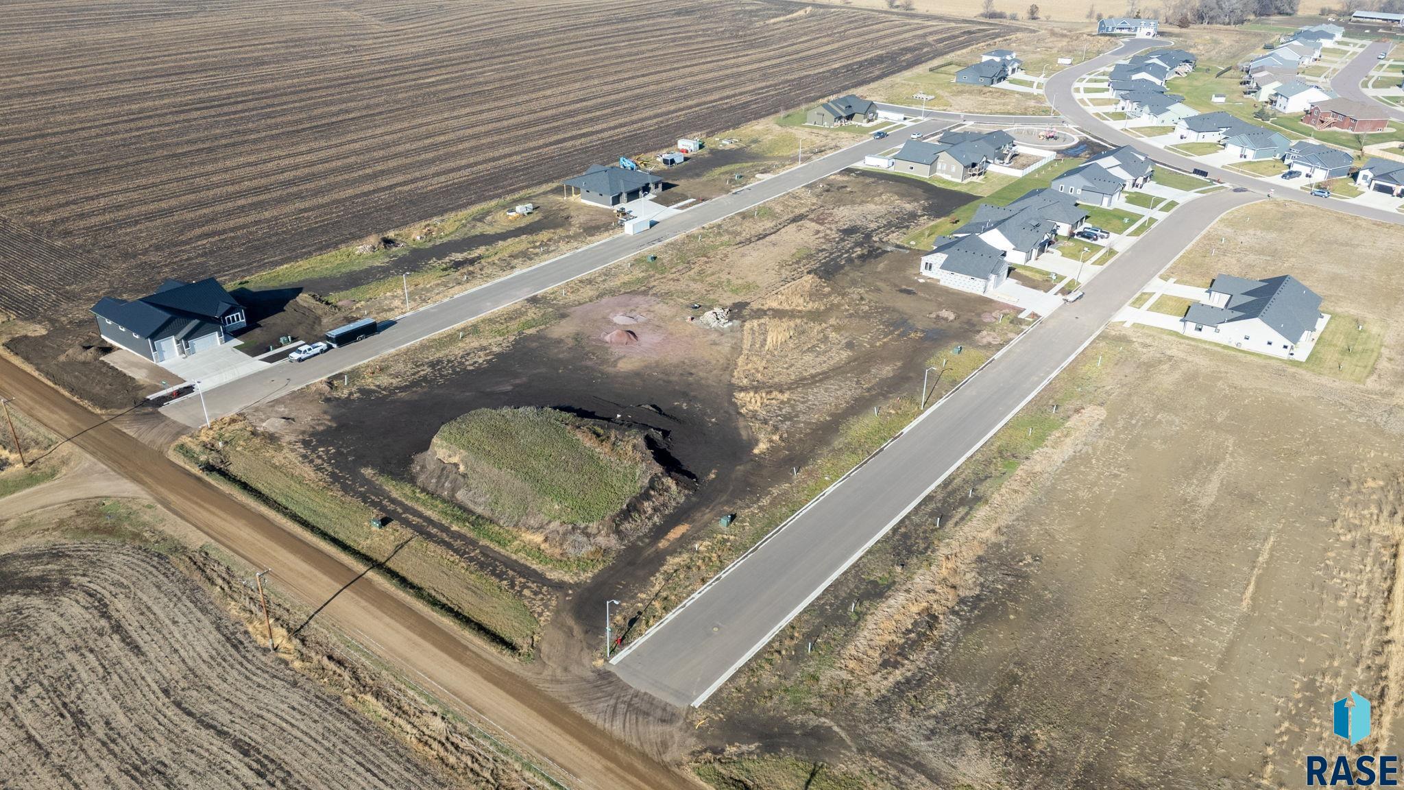 Photo 1 of 41 — 1000 Sunset St, Valley Springs, SD 57068