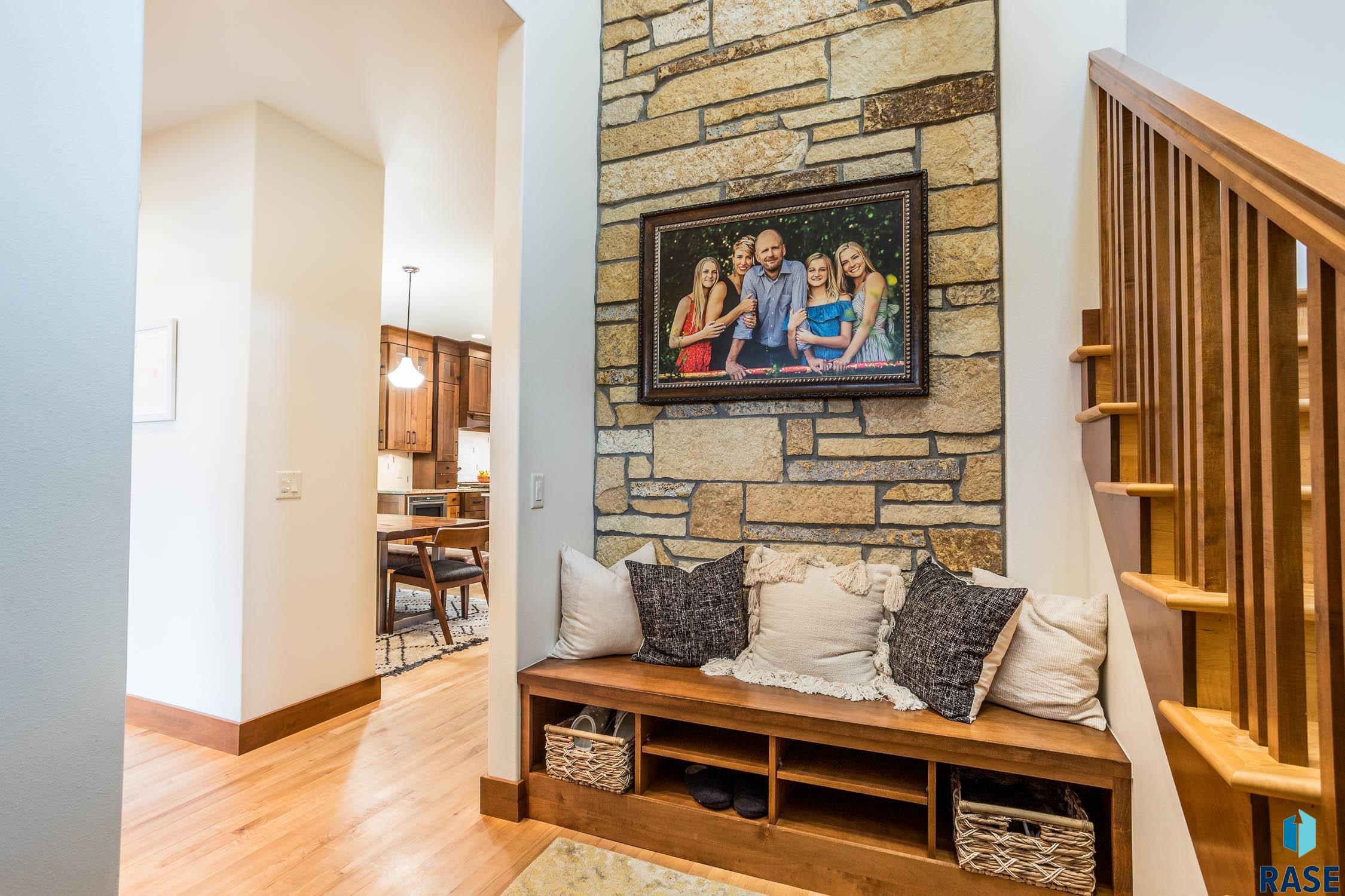 505 N Pasque Flower Trl