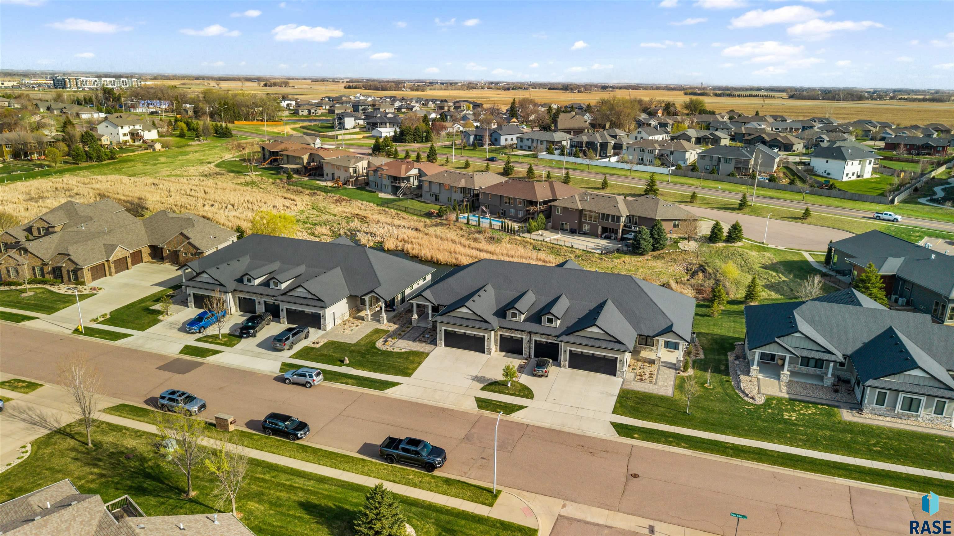 7508 S Grand Arbor Ct