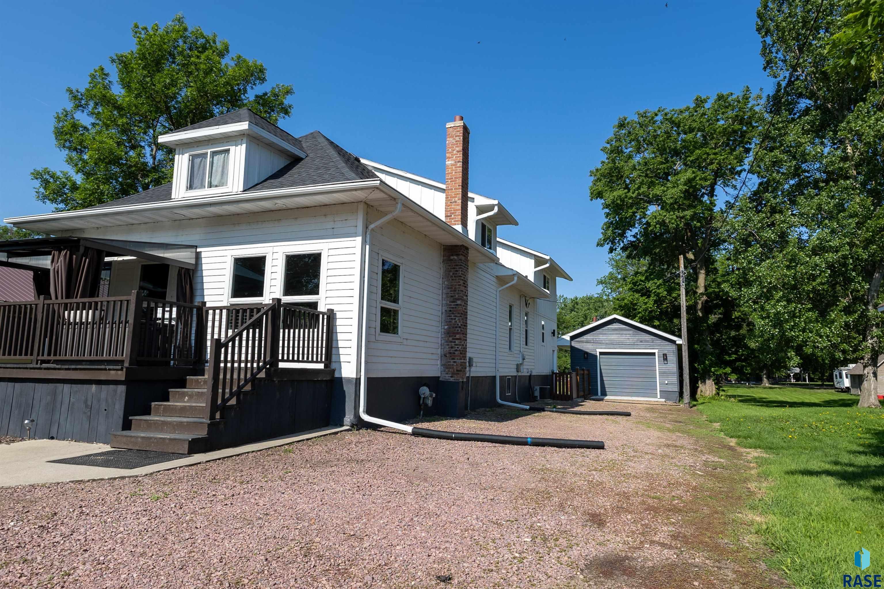 Photo 1 of 46 — 411 Garfield Ave, Willow Lake, SD 57278