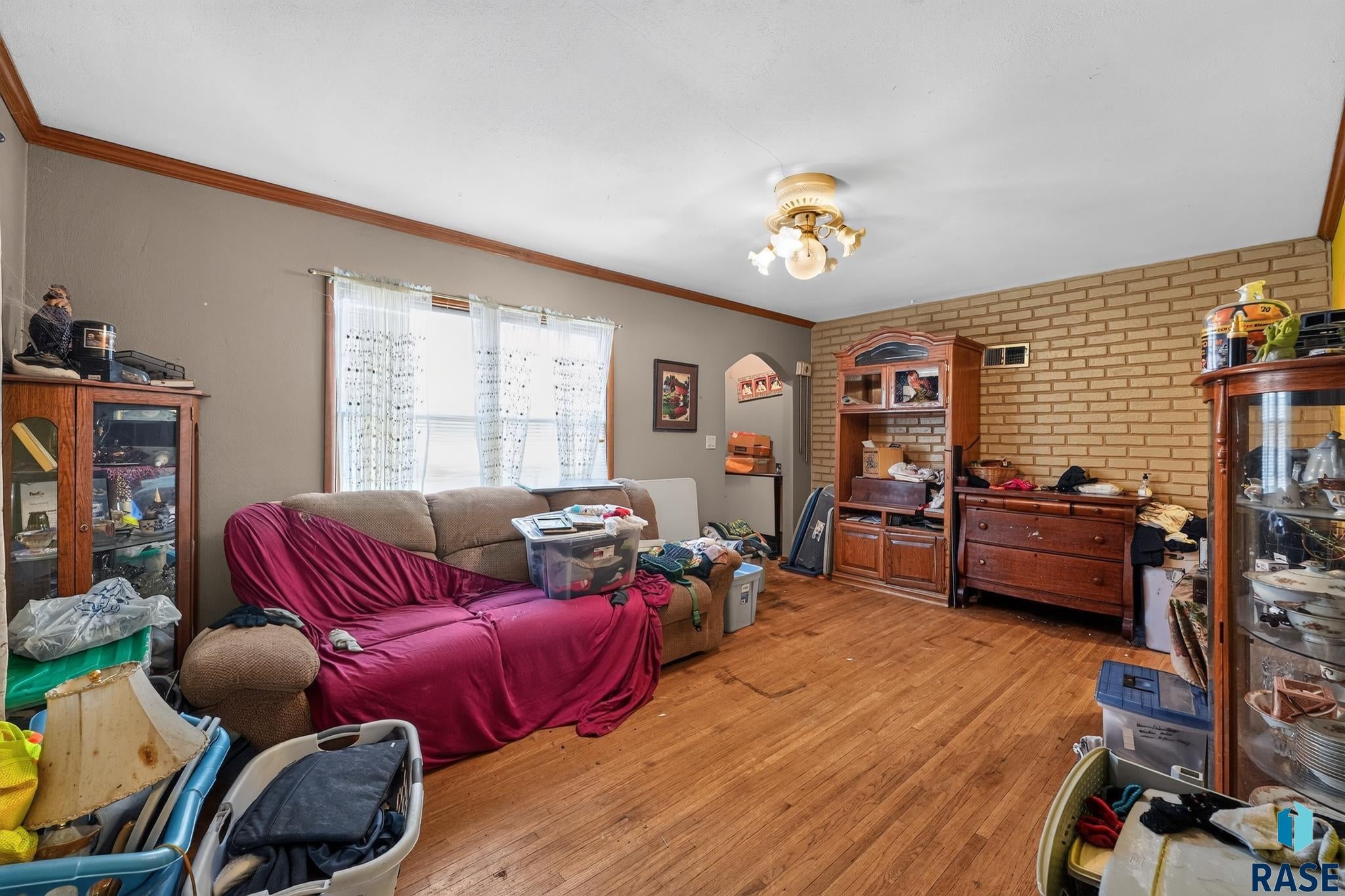 301 E 4th Ave