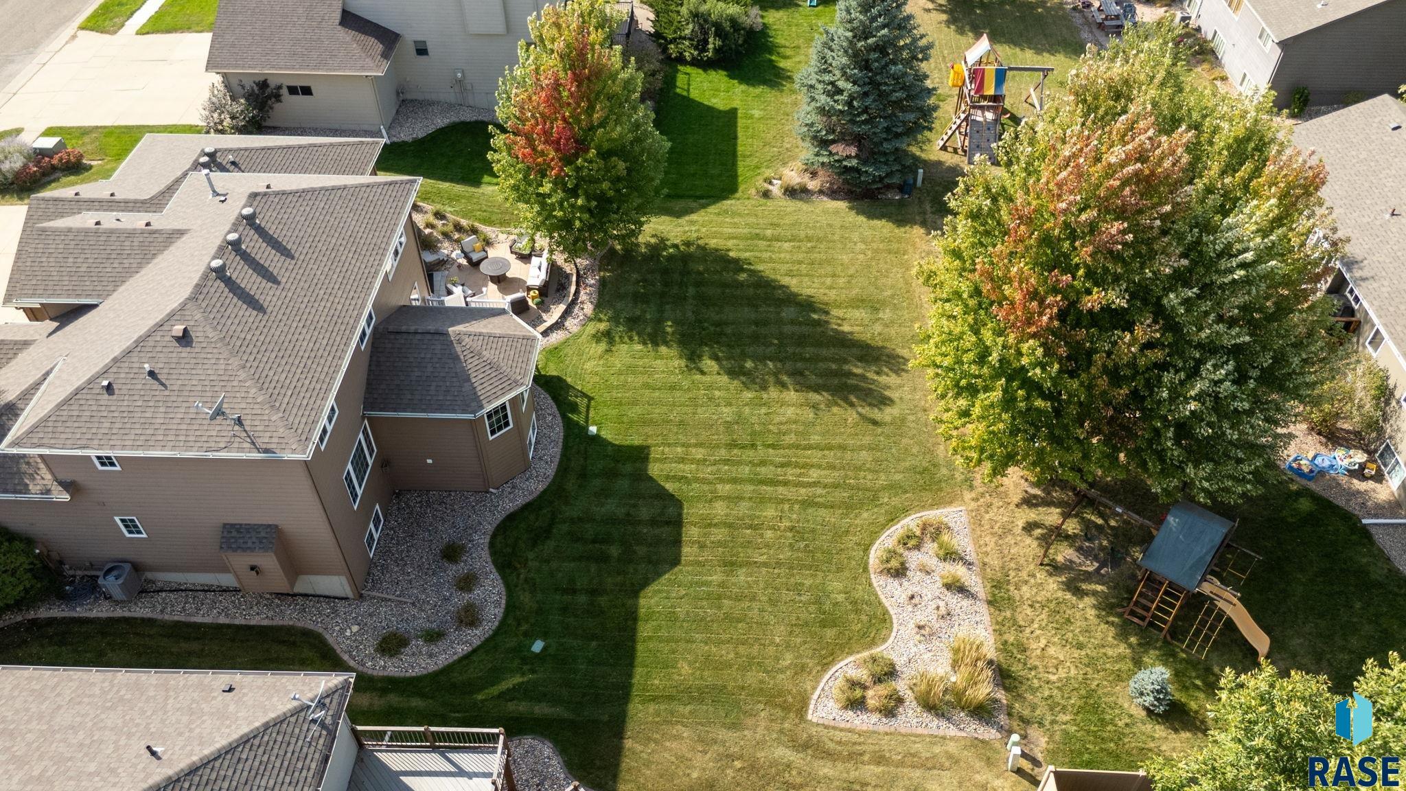 Sioux Falls, South Dakota 57108, United States, 4 Bedrooms Bedrooms, ,4 BathroomsBathrooms,Residential,Active,226775