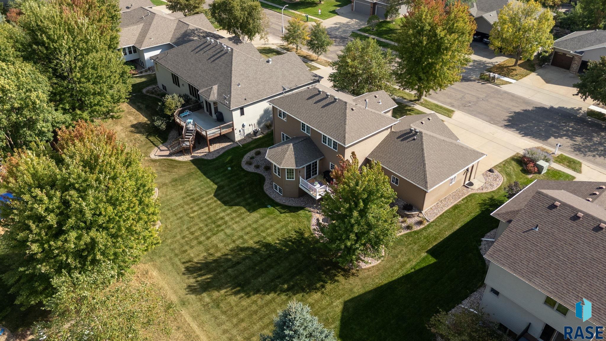 Sioux Falls, South Dakota 57108, United States, 4 Bedrooms Bedrooms, ,4 BathroomsBathrooms,Residential,Active,226775