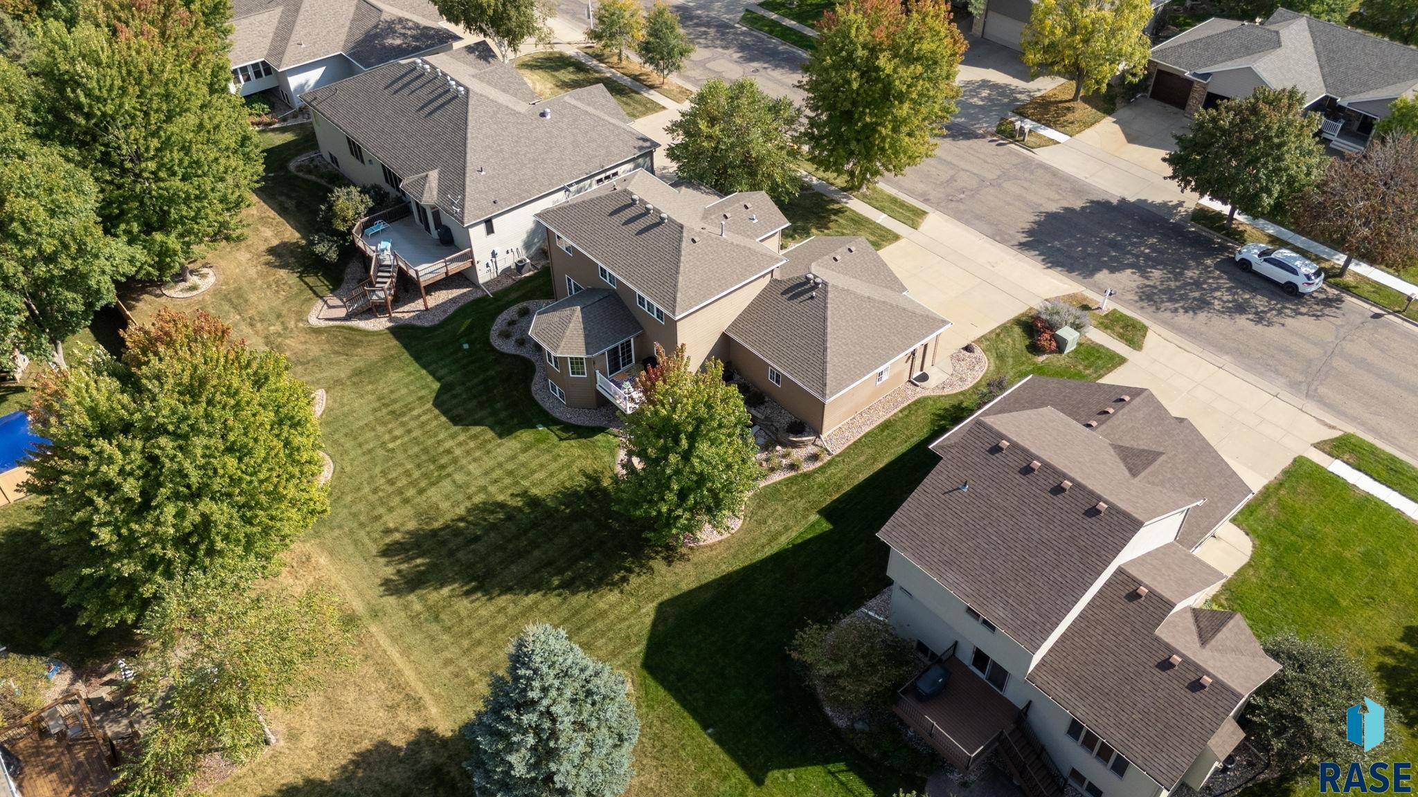 Sioux Falls, South Dakota 57108, United States, 4 Bedrooms Bedrooms, ,4 BathroomsBathrooms,Residential,Active,226775