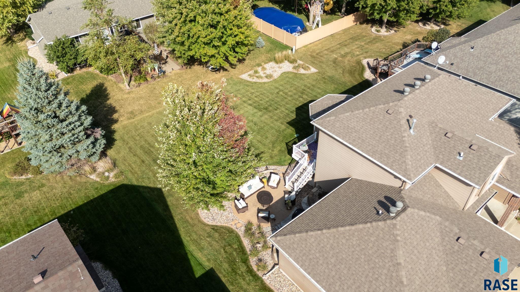 Sioux Falls, South Dakota 57108, United States, 4 Bedrooms Bedrooms, ,4 BathroomsBathrooms,Residential,Active,226775