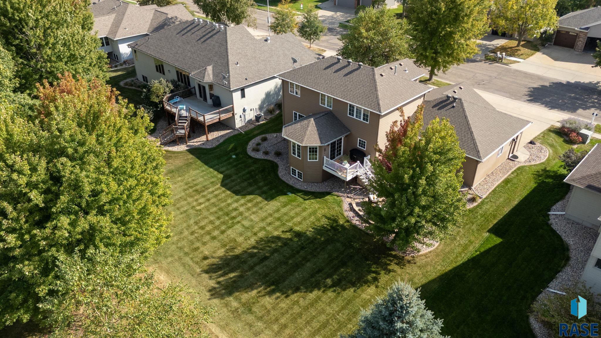 Sioux Falls, South Dakota 57108, United States, 4 Bedrooms Bedrooms, ,4 BathroomsBathrooms,Residential,Active,226775