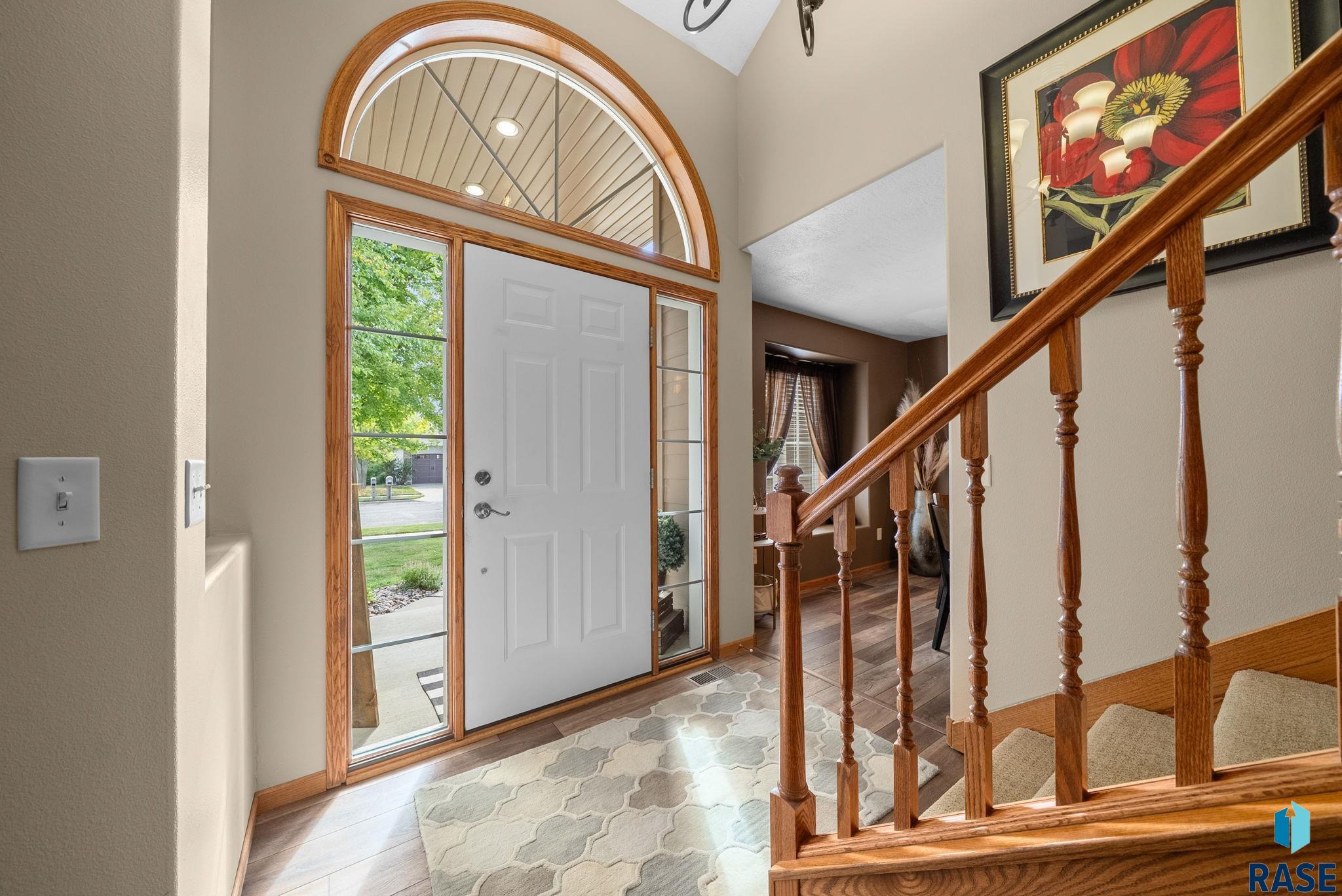 Sioux Falls, South Dakota 57108, United States, 4 Bedrooms Bedrooms, ,4 BathroomsBathrooms,Residential,Active,226775