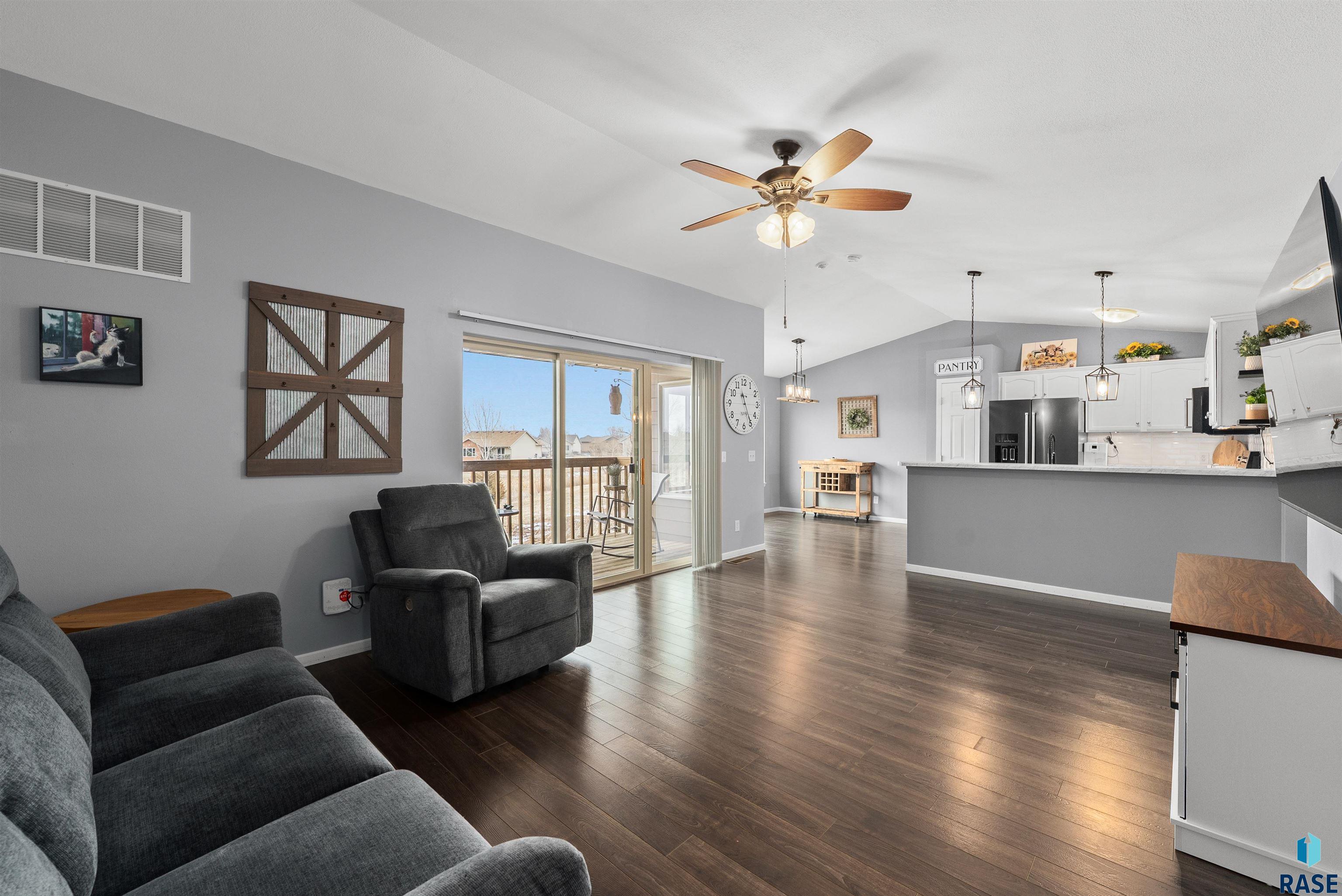 4912 S Klein Ave 28