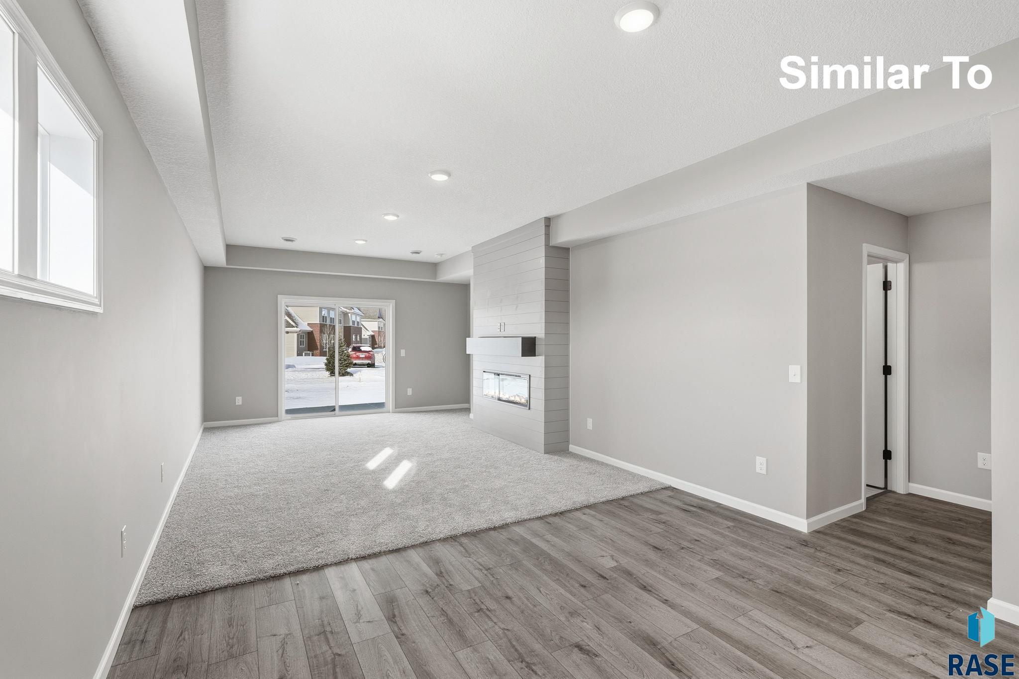 255 Thelma Ave