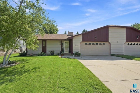 Townhouse For Sale - 1311 E 54th Street<br/> Sioux Falls, SD 57103