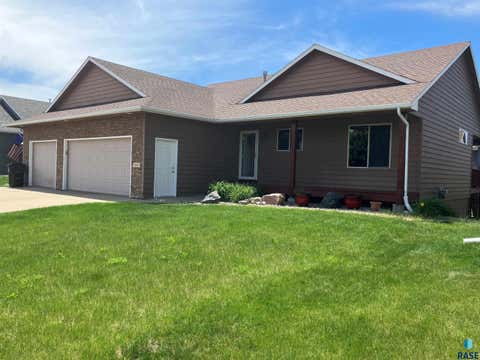 Photo of 5301 S Solono Ave, Sioux Falls, SD 57108 (MLS # 22604117)