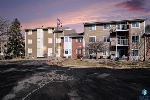Condo For Sale - 1104 W 57th Street #207<br/> Sioux Falls, SD 57108