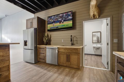 Photo of 7001 E Arrowhead Pkwy 106 #106, Sioux Falls, SD 57110 (MLS # 22508956)